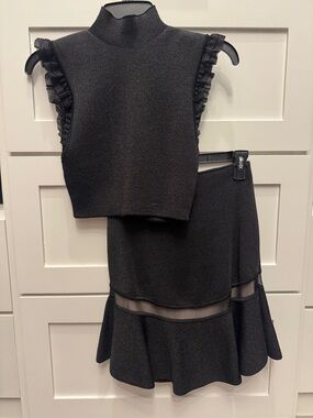 Alice + Olivia Black Sparkle Knit Crop ruffle sleeve Top & Skirt Set SZ XS